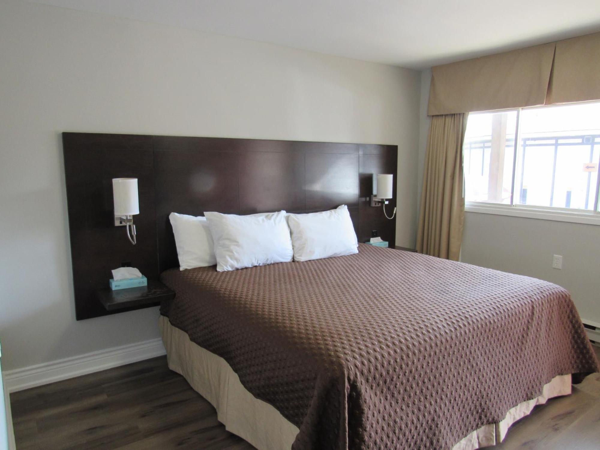 Cedar Lodge Motel Goderich Bagian luar foto